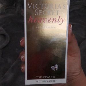 Brand new Victoria secret heavenly eau de parfum